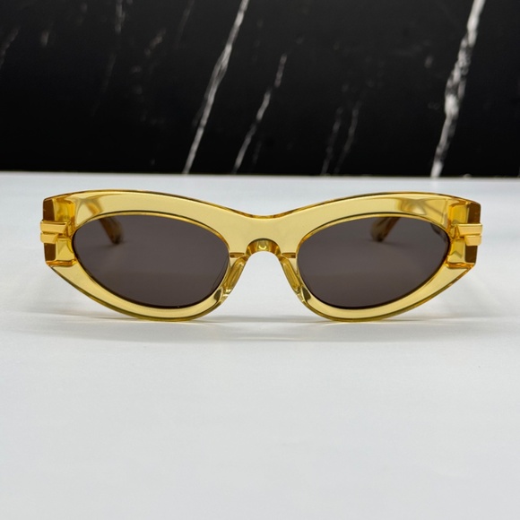 NEW BV1189S 004 BOTTEGA VENETA YELLOW GREY OVAL WOMEN SUNGLASSES - Picture 5 of 8
